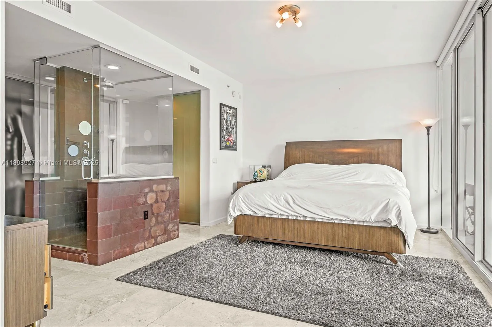 1040 Biscayne Blvd, #3308