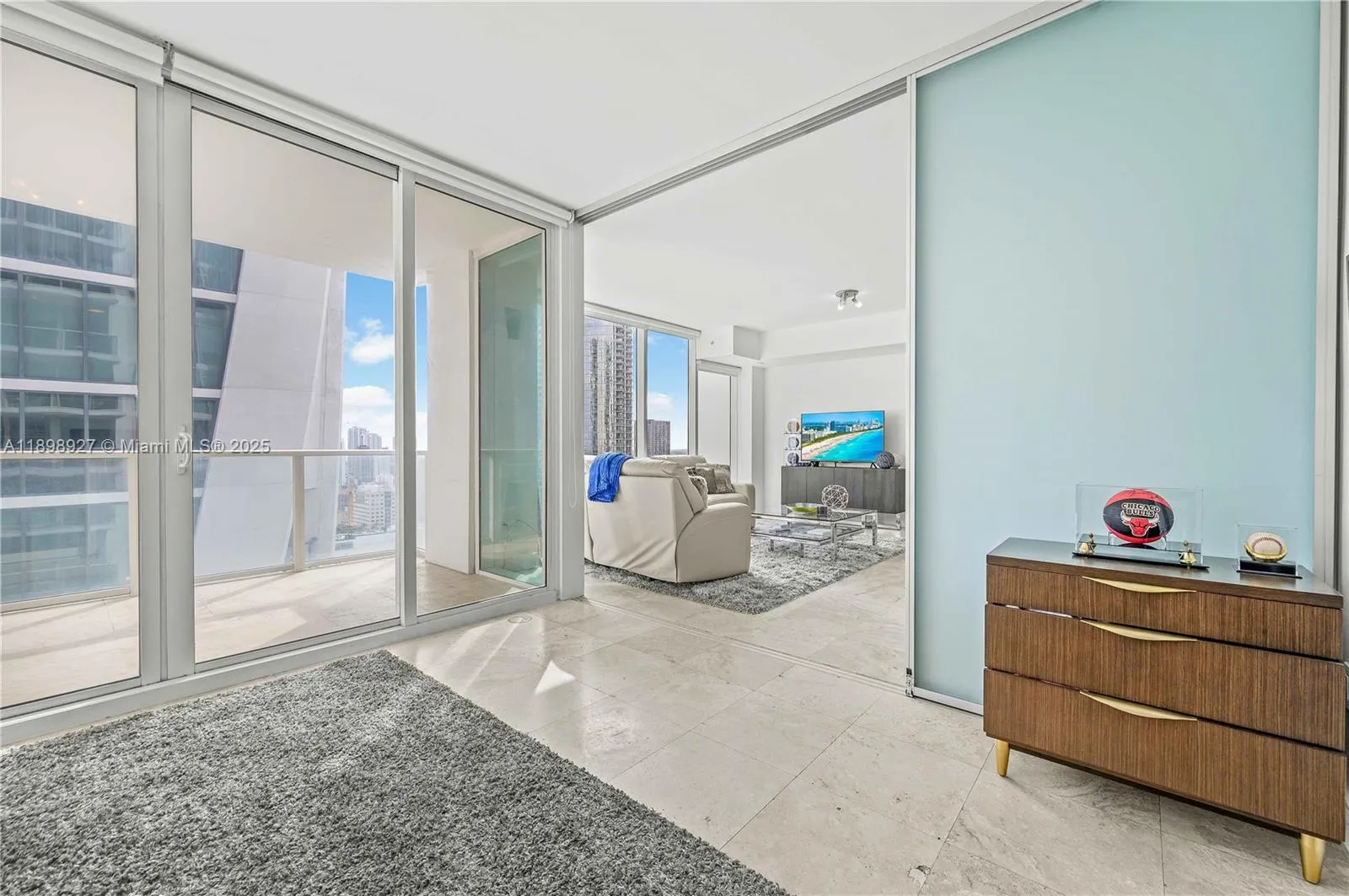 1040 Biscayne Blvd, #3308