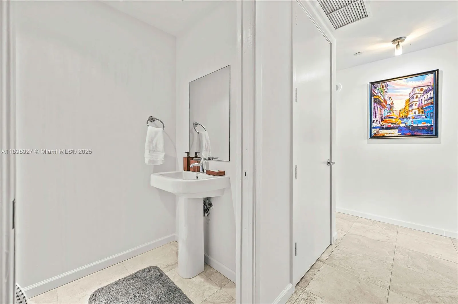 1040 Biscayne Blvd, #3308