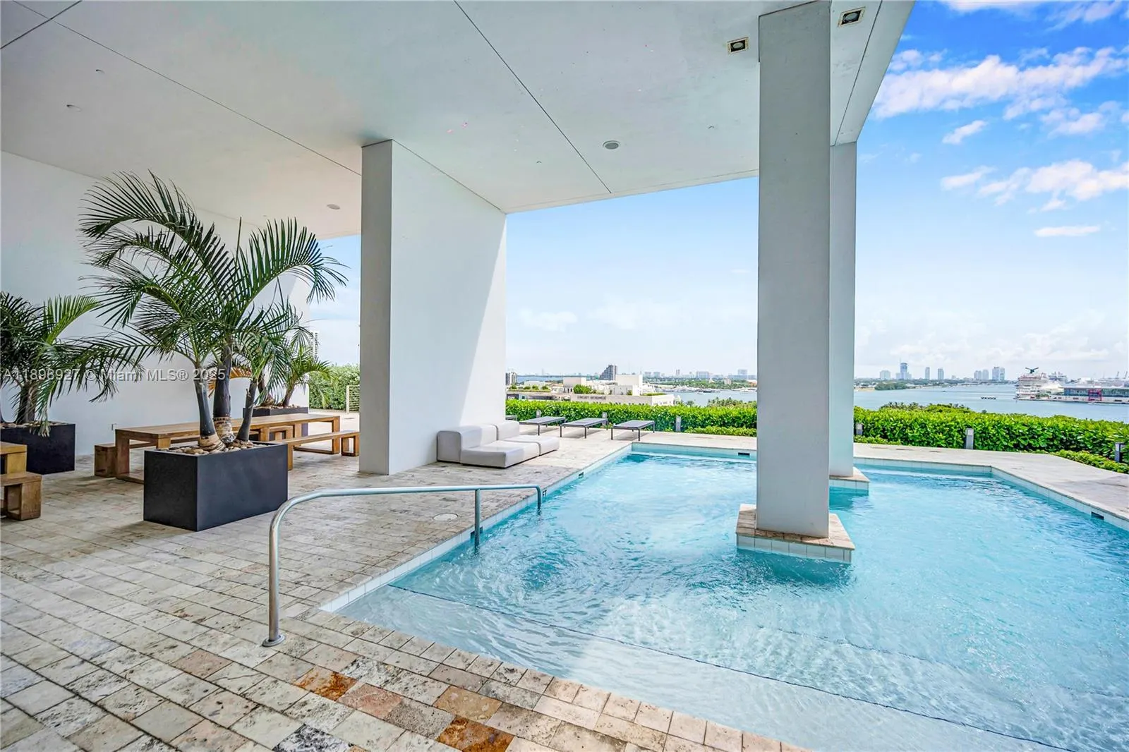 1040 Biscayne Blvd, #3308