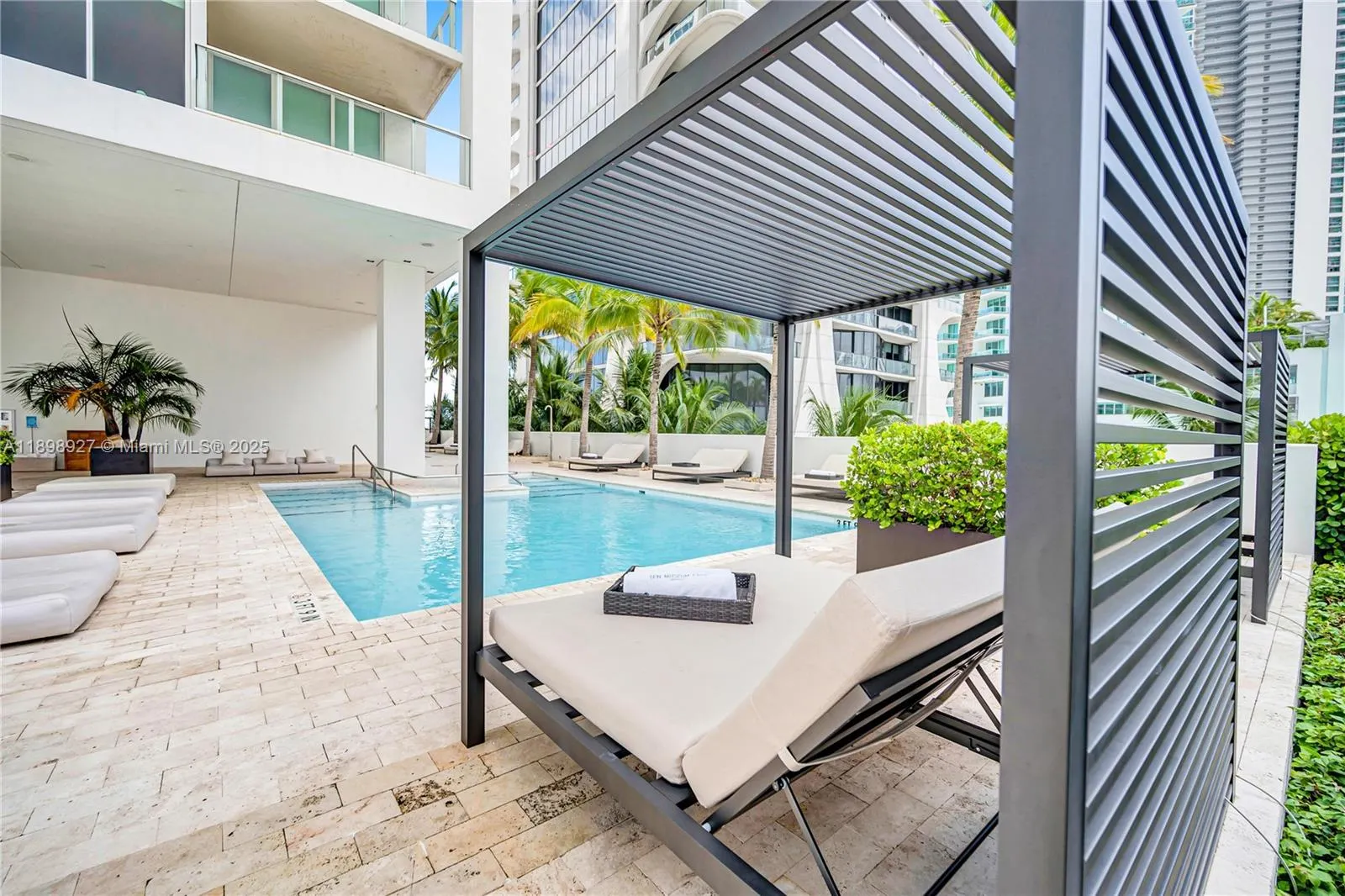 1040 Biscayne Blvd, #3308