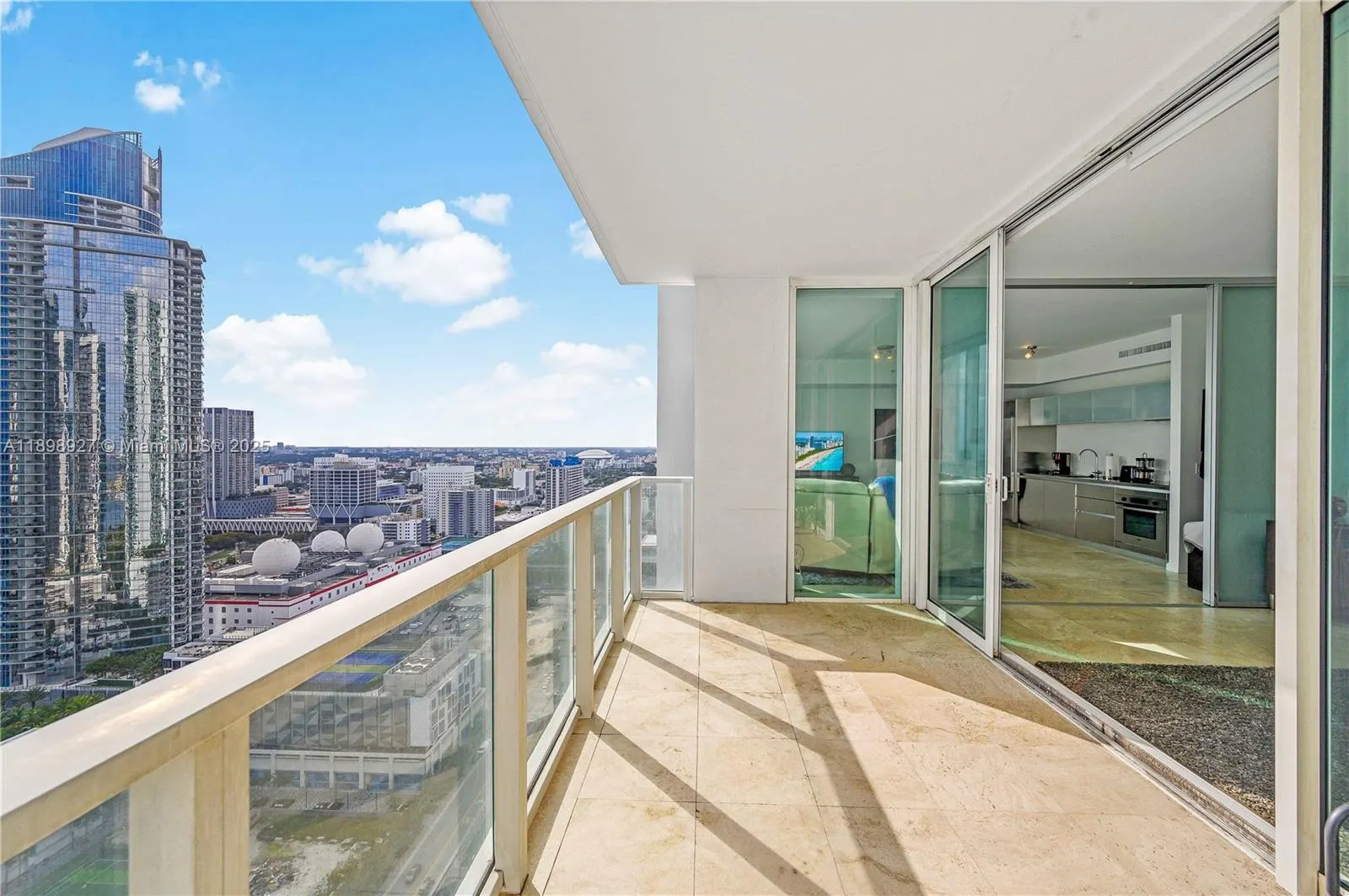 1040 Biscayne Blvd, #3308