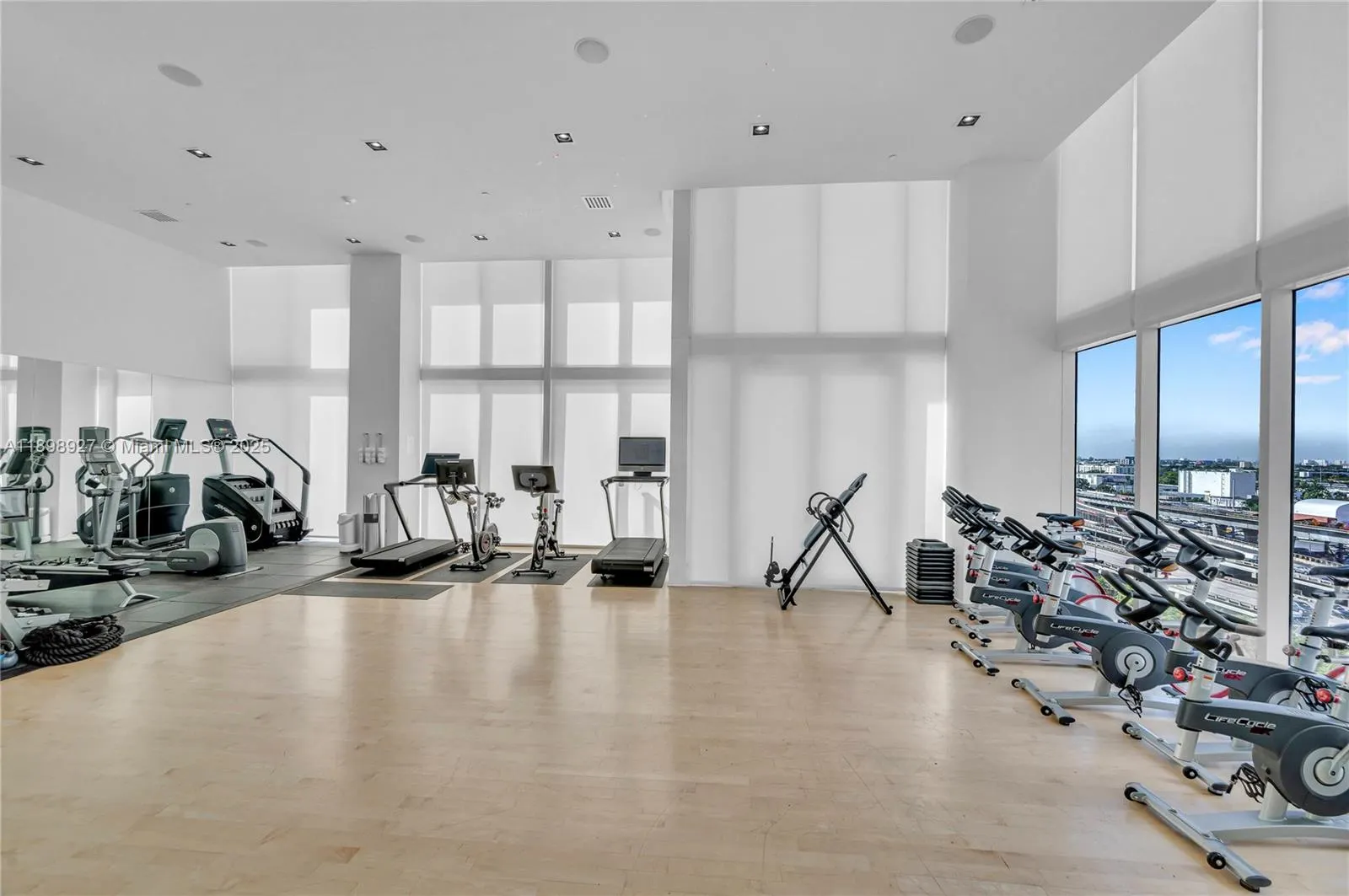 1040 Biscayne Blvd, #3308