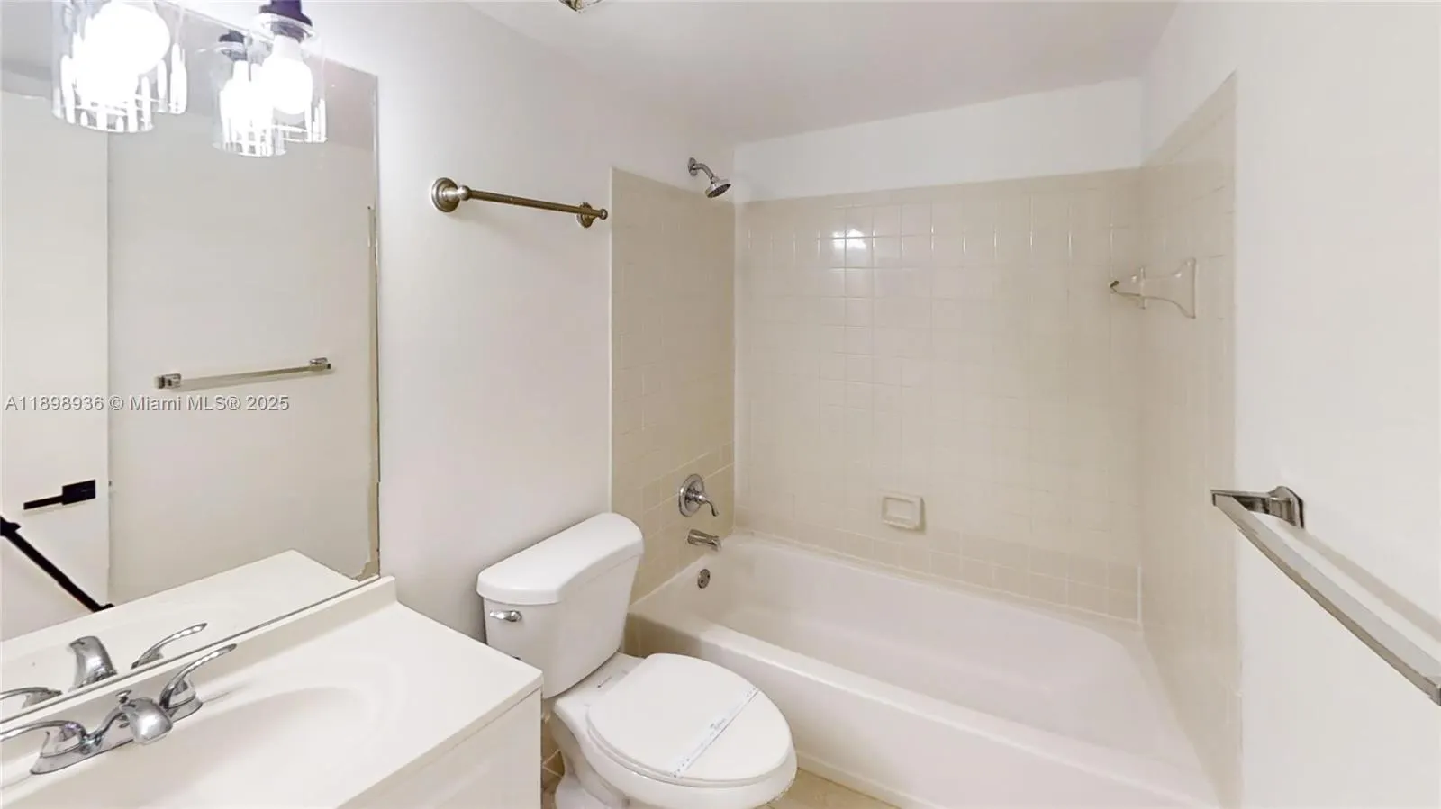 20230 NE 3rd Ct, #6