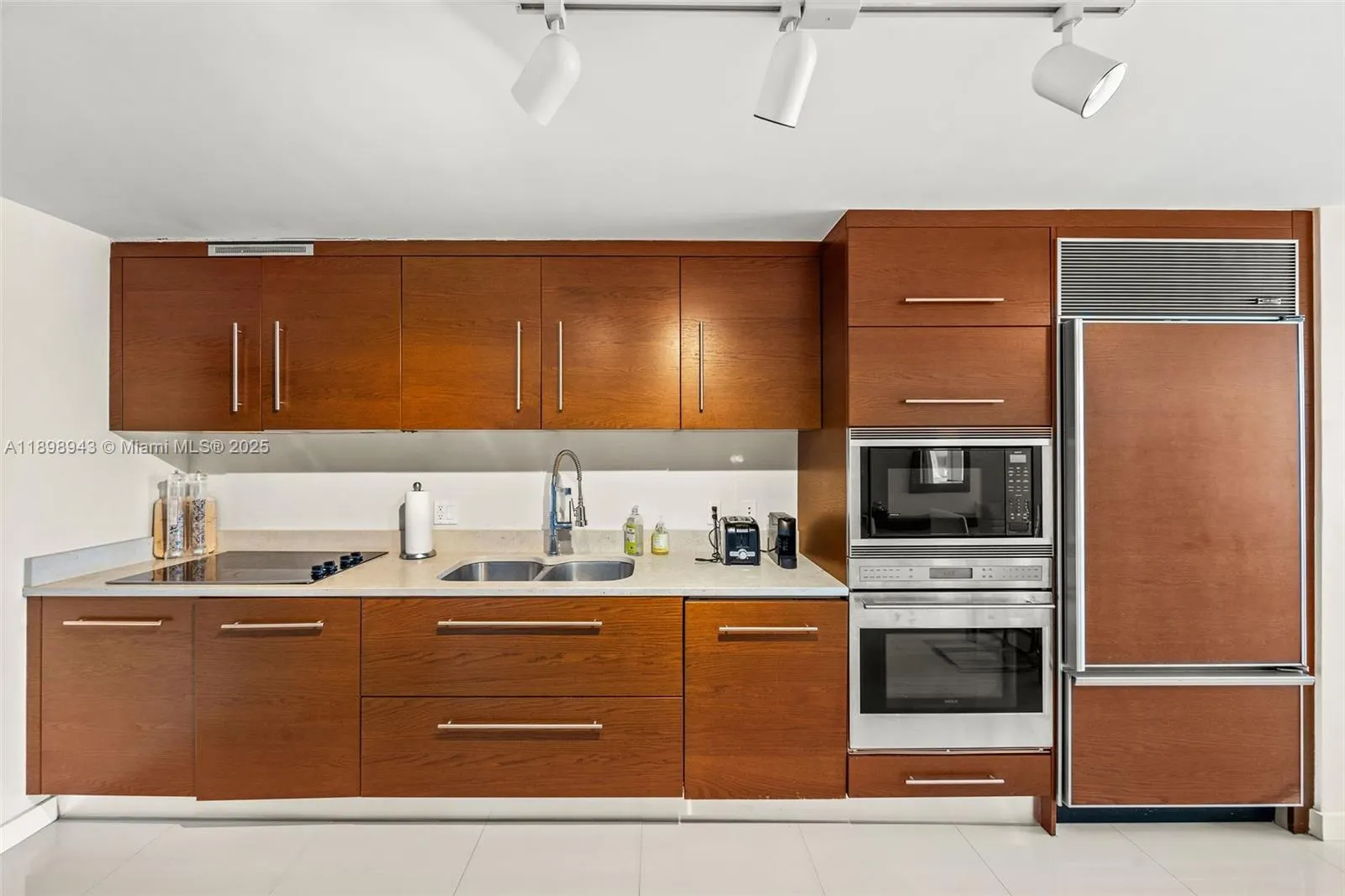 485 Brickell Ave, #2611