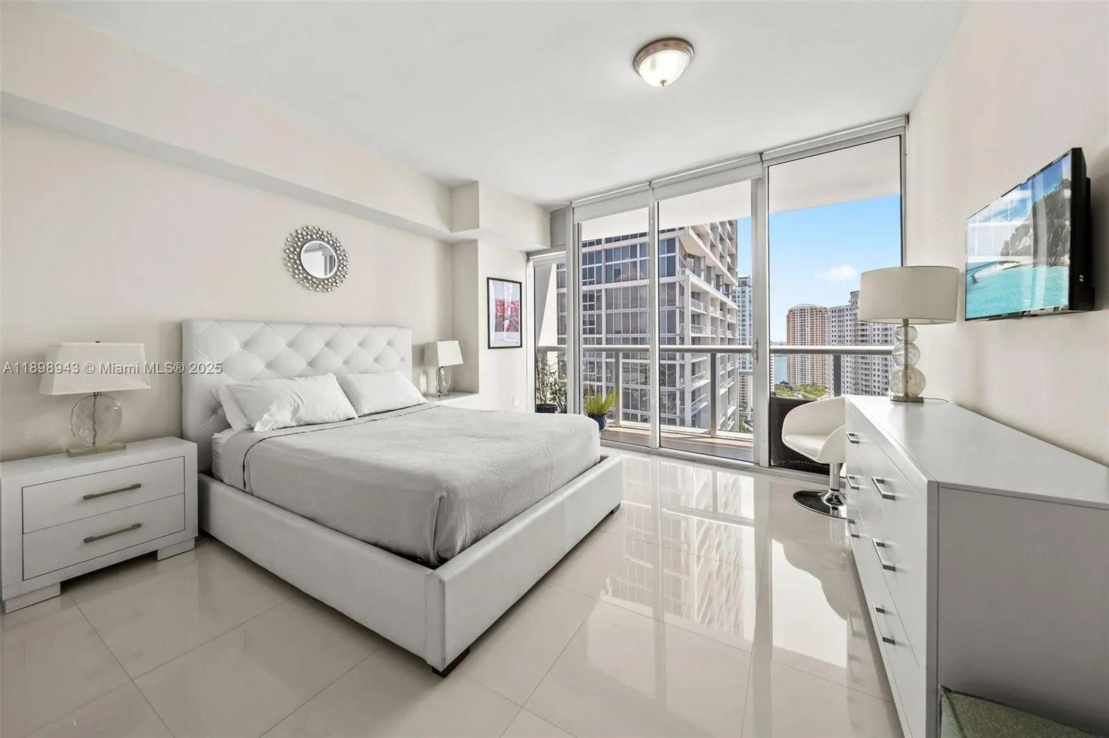 485 Brickell Ave, #2611