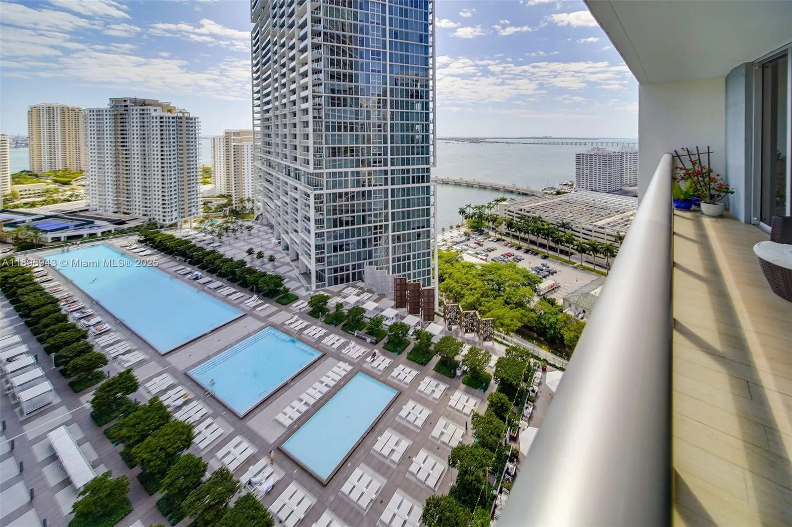 485 Brickell Ave, #2611