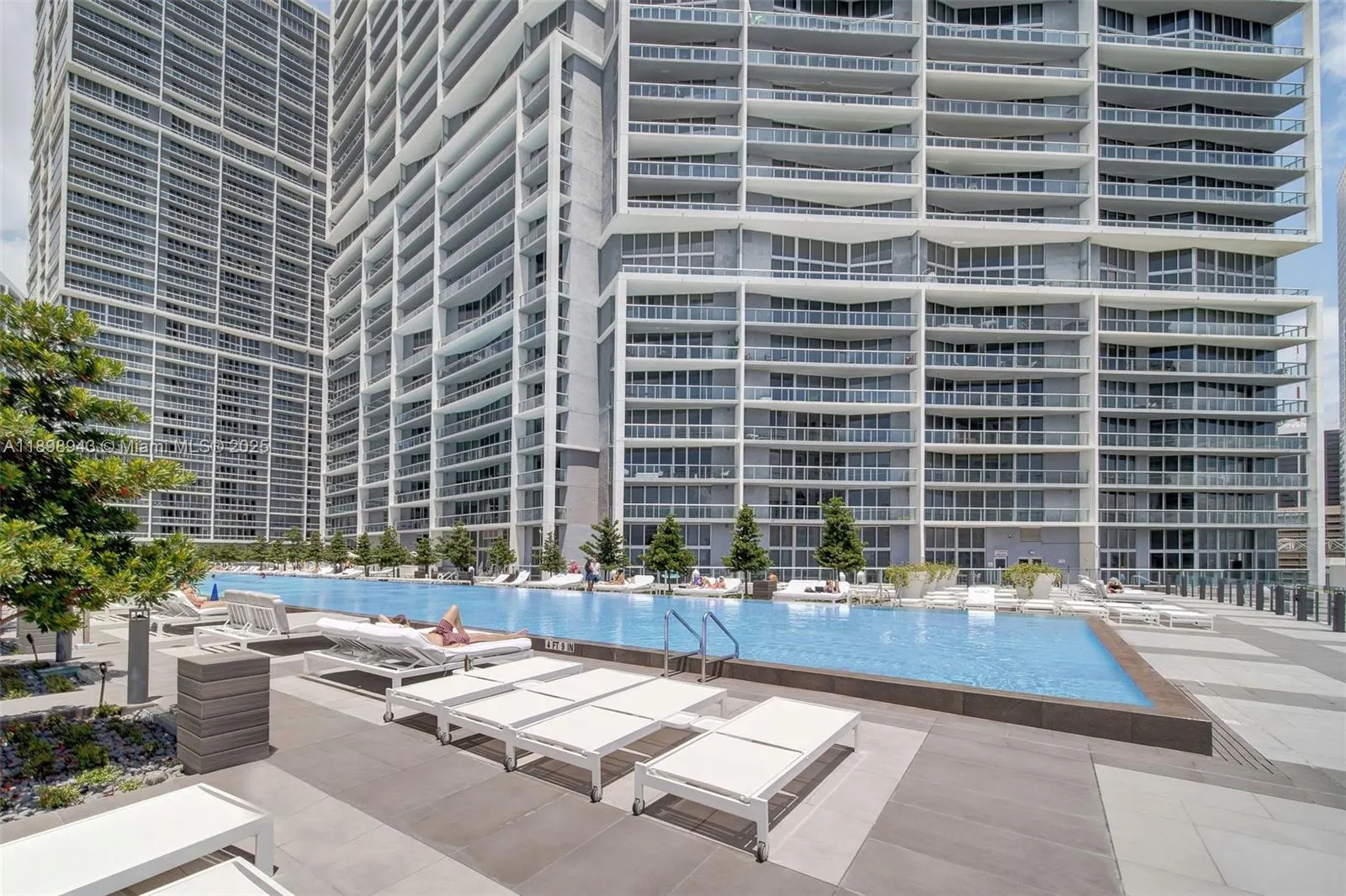 485 Brickell Ave, #2611