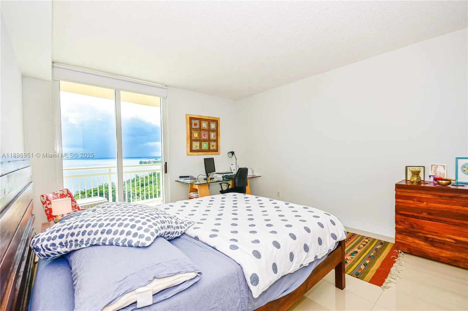 2475 Brickell Ave, #1608