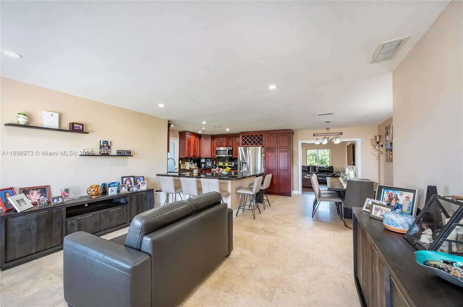 10341 SW 52nd Ter