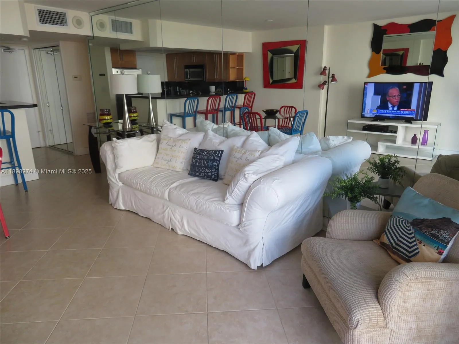345 OCEAN DR, #320