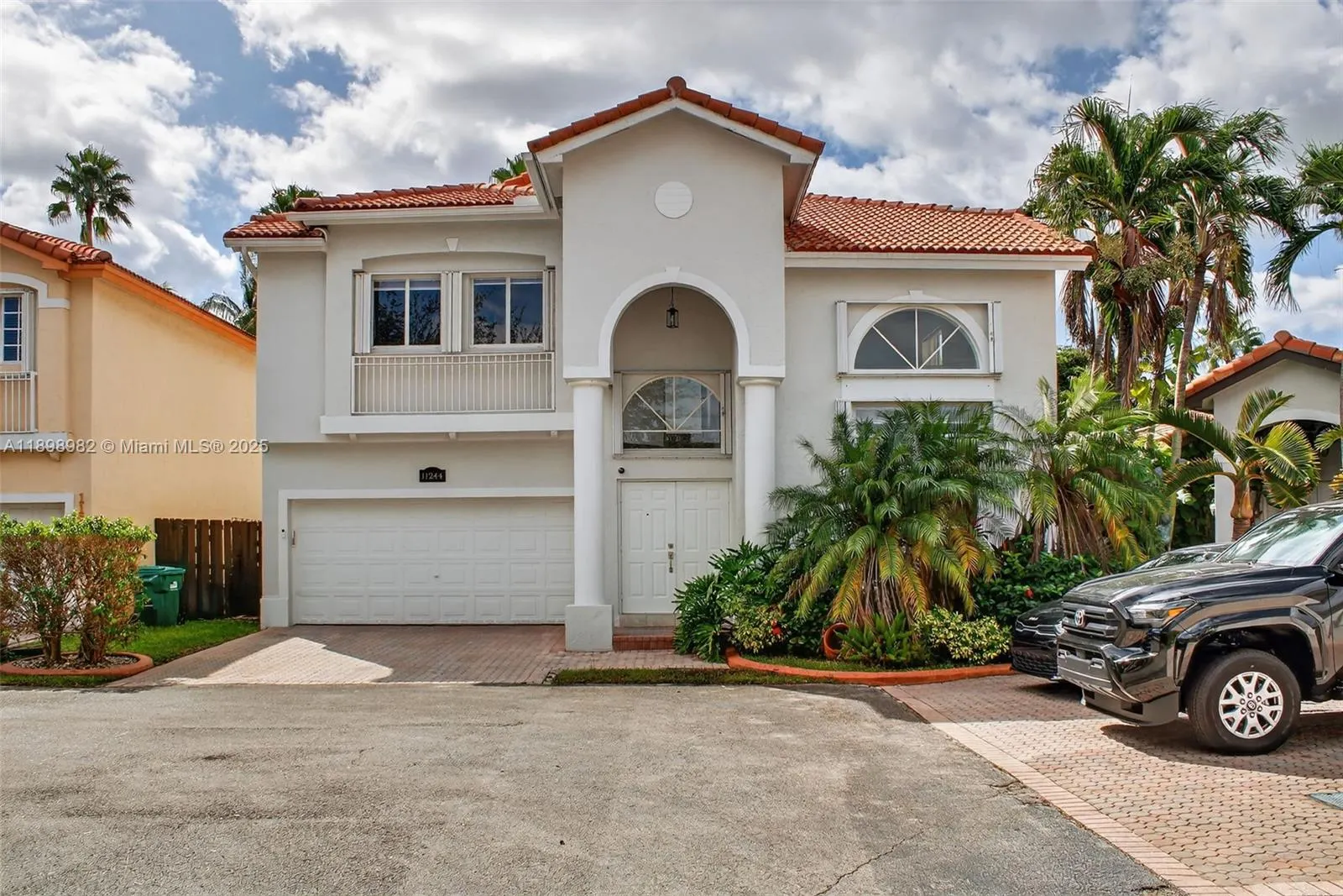 11244 NW 58th Ter