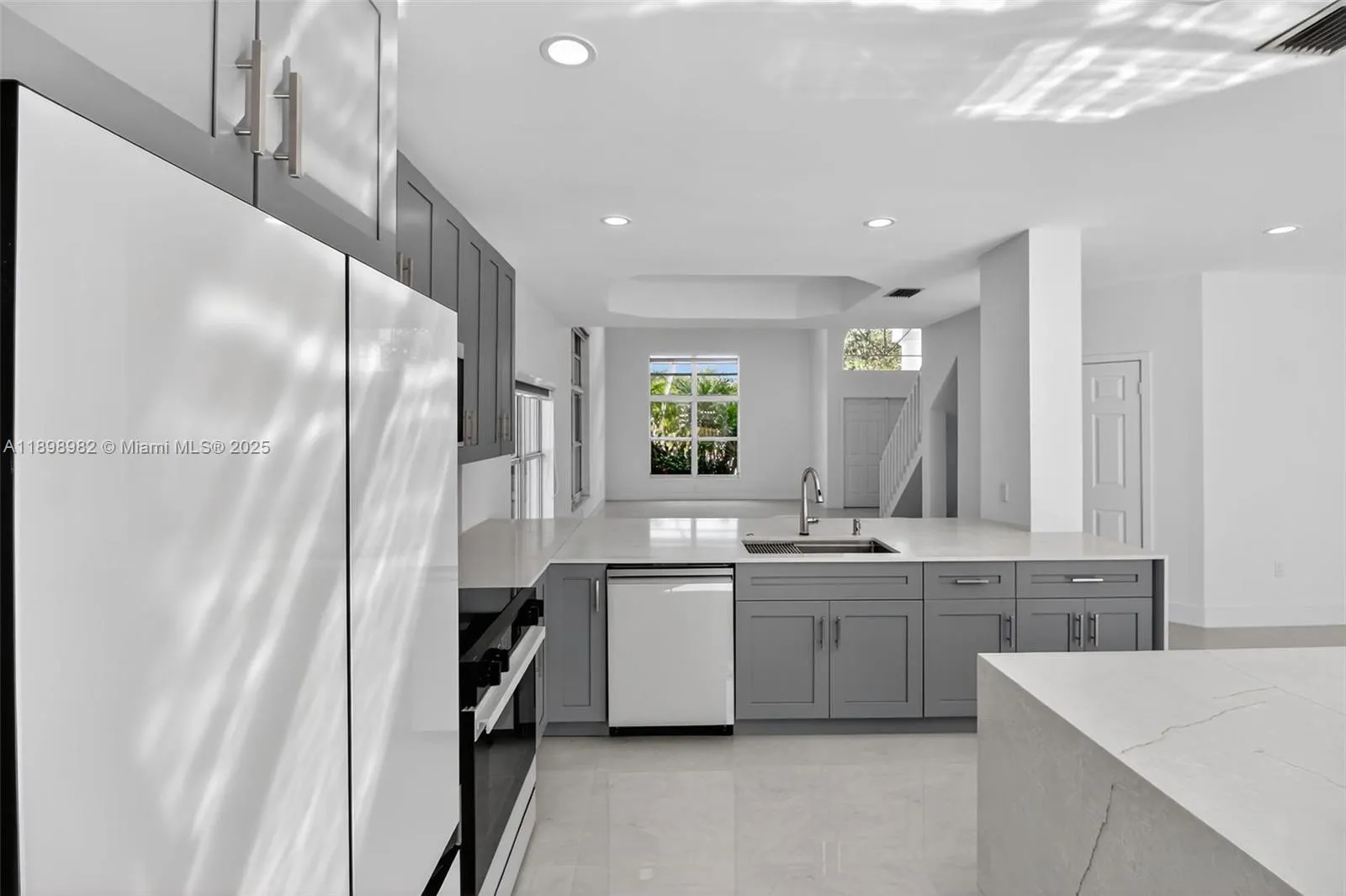 11244 NW 58th Ter