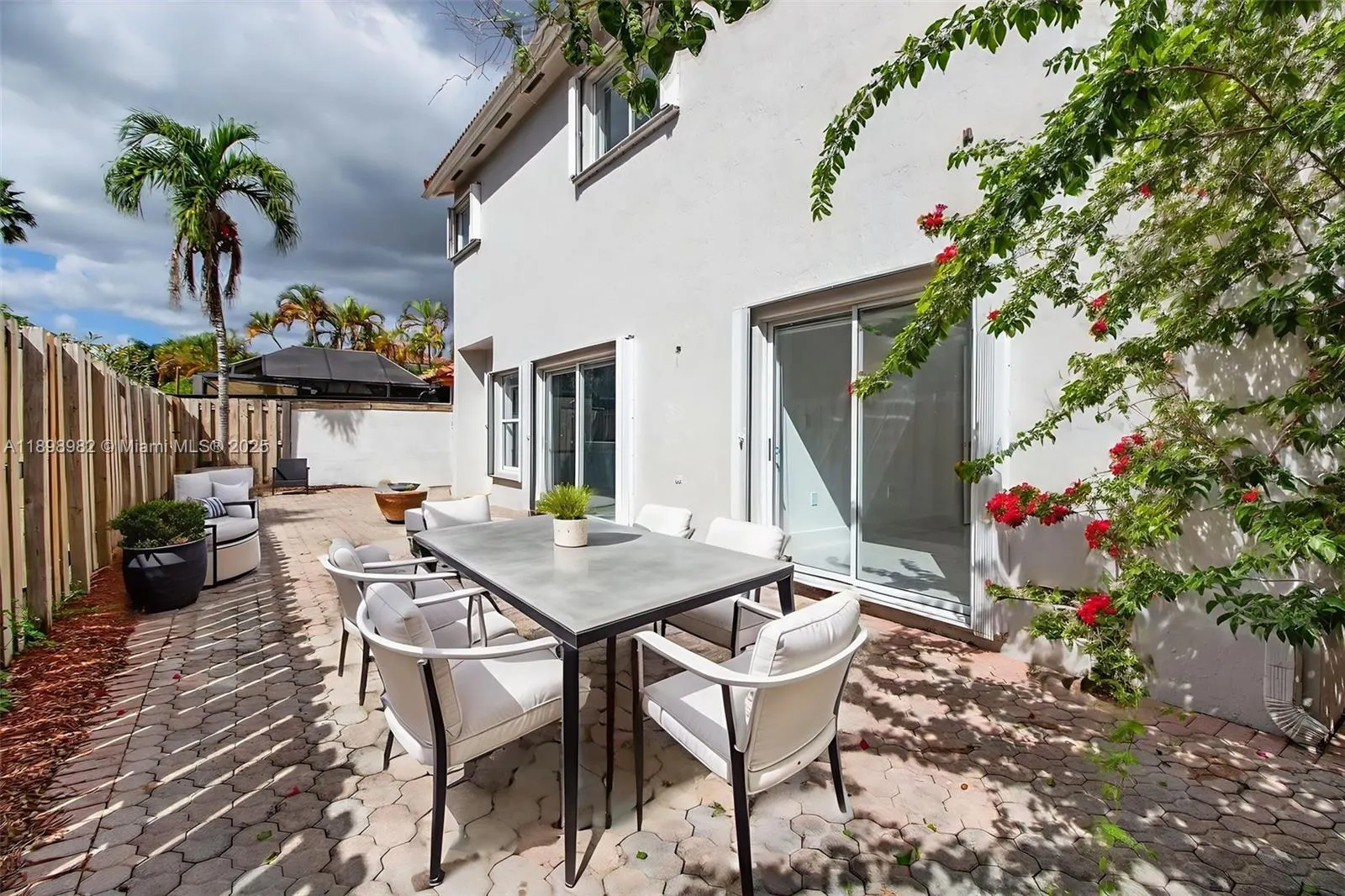 11244 NW 58th Ter