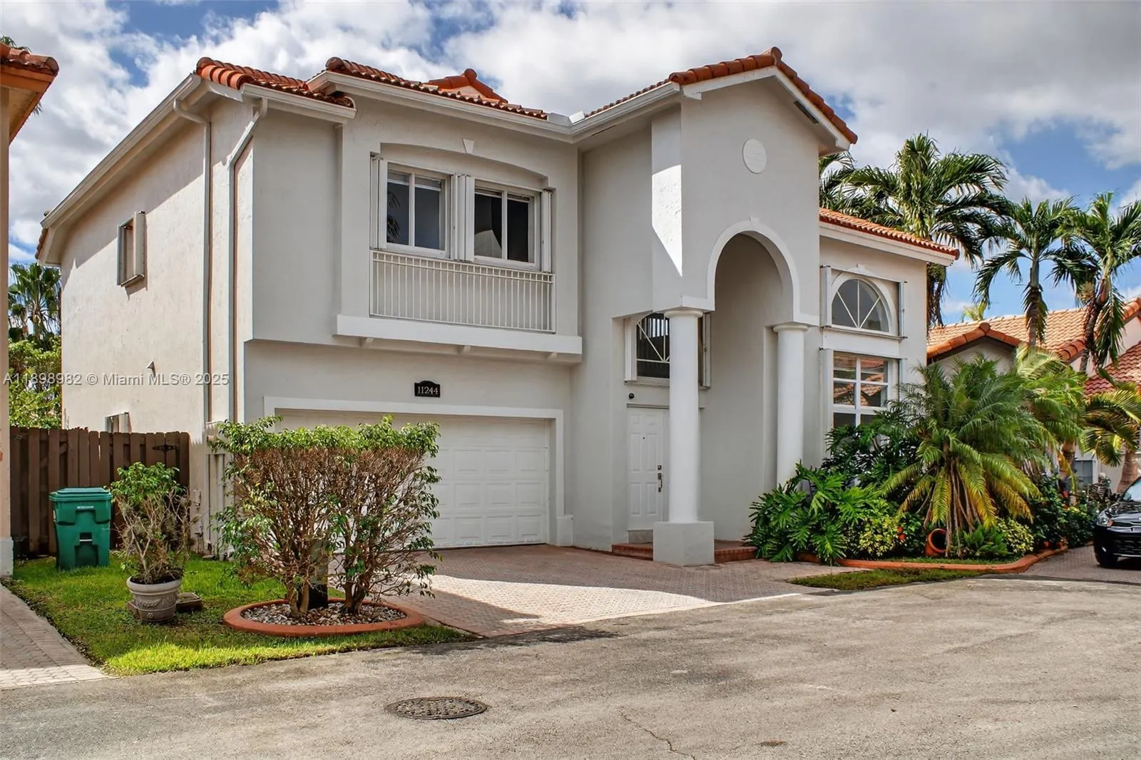 11244 NW 58th Ter