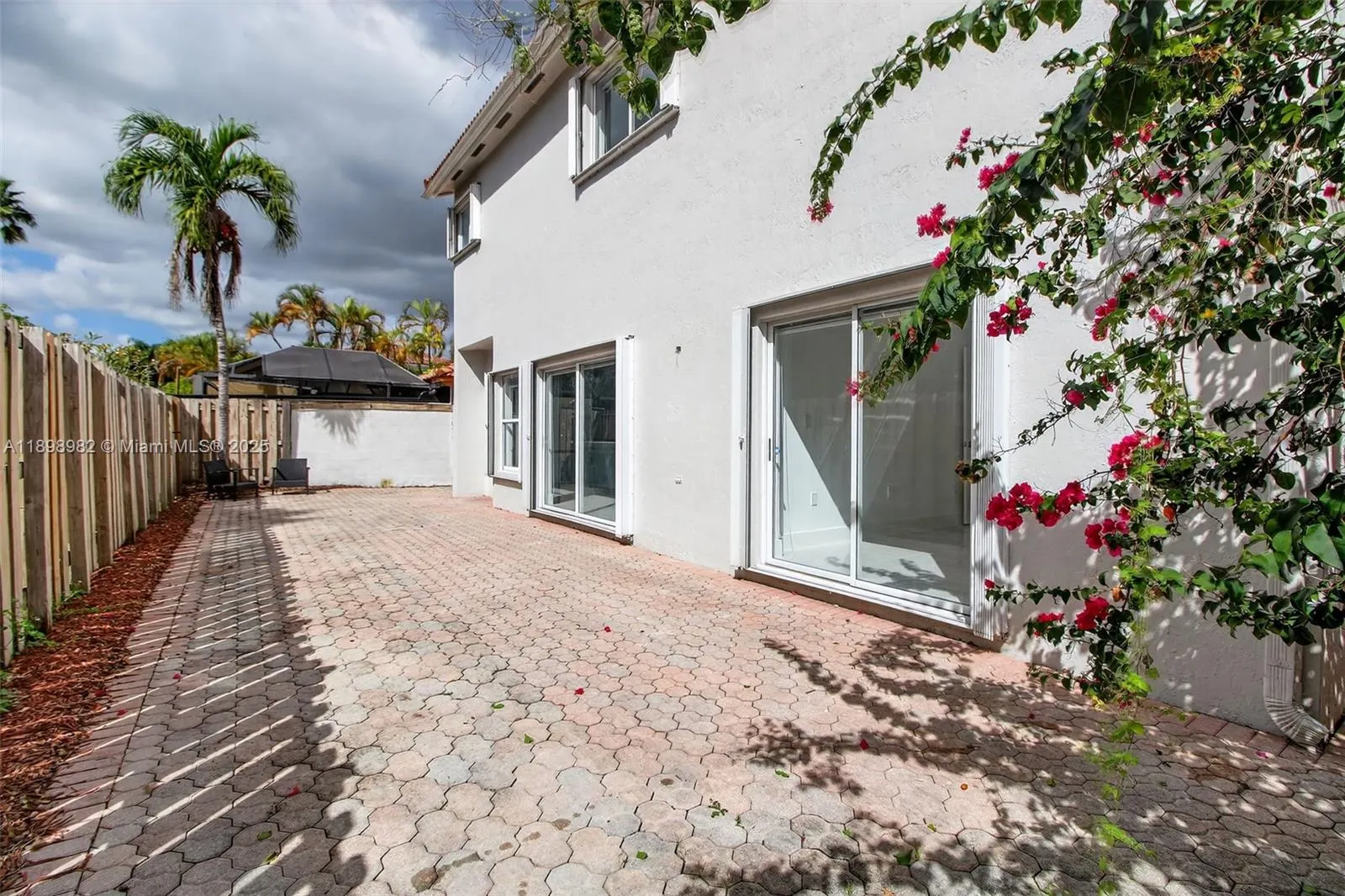 11244 NW 58th Ter