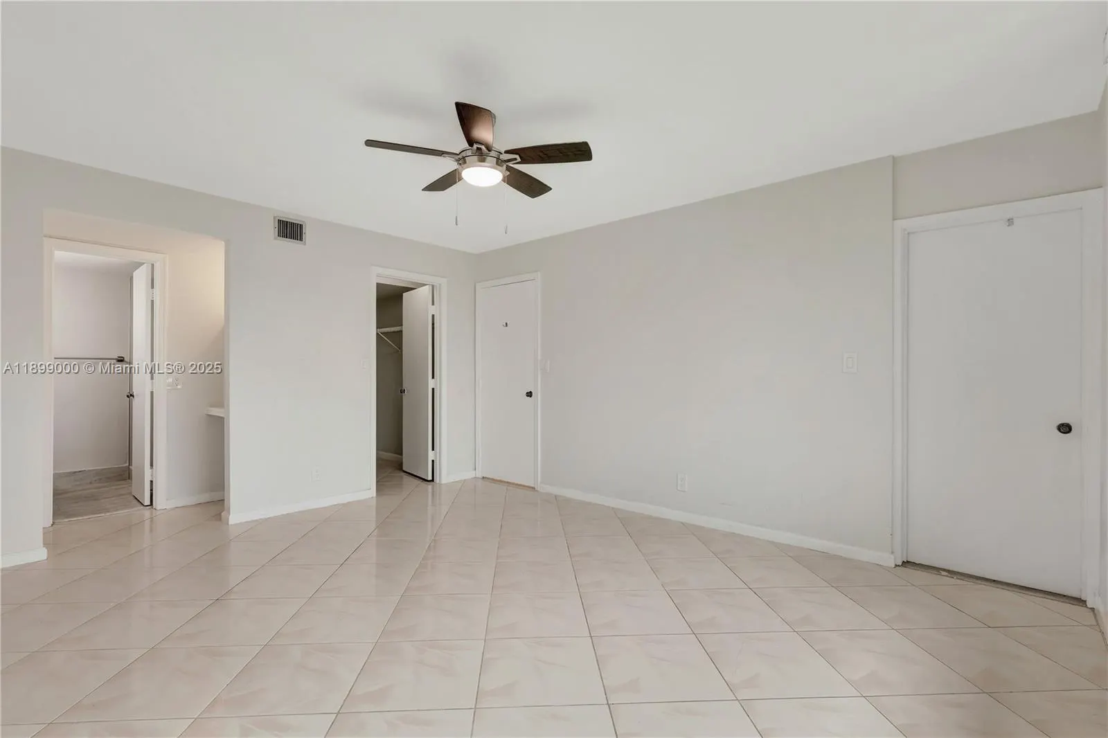 8592 W Sunrise Blvd, #317