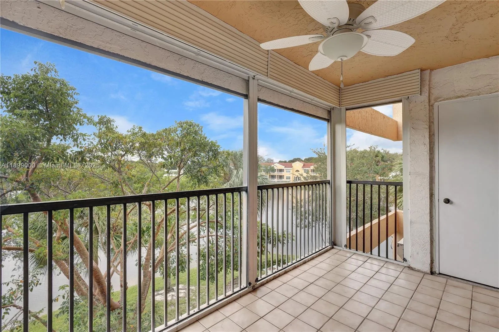 8592 W Sunrise Blvd, #317