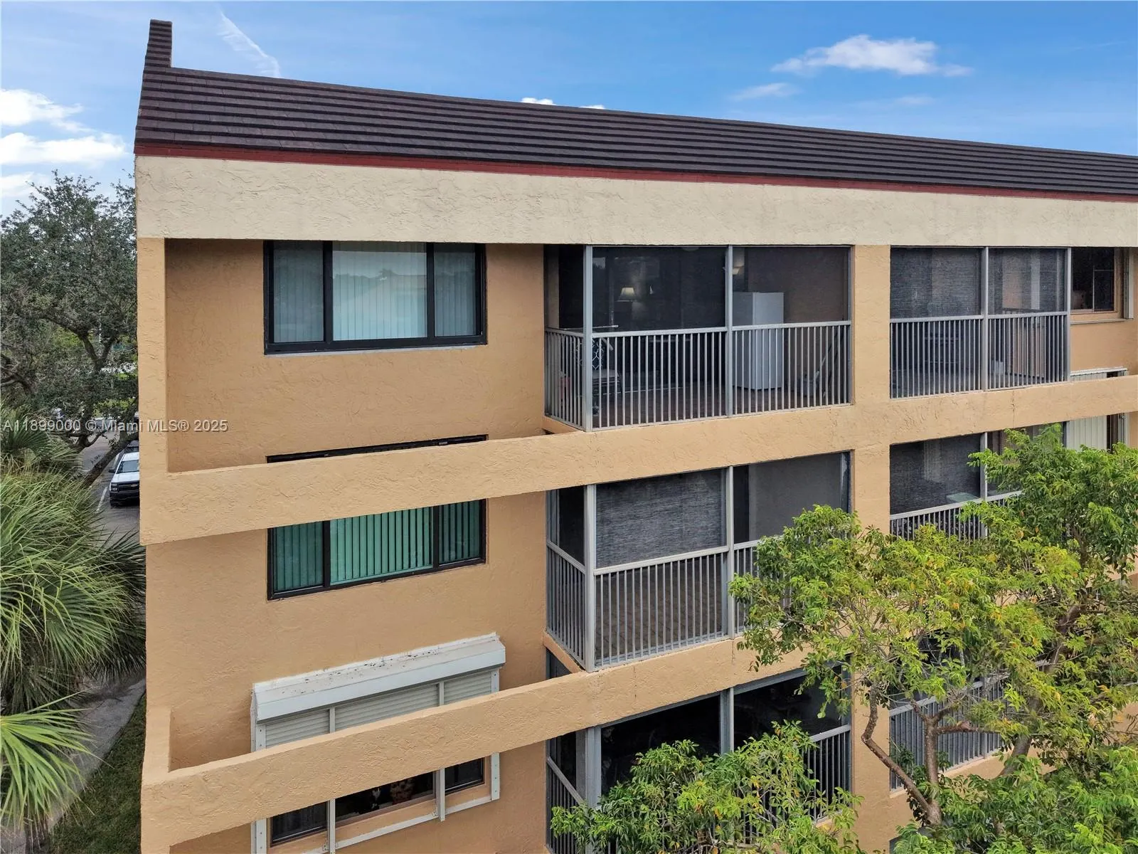 8592 W Sunrise Blvd, #317