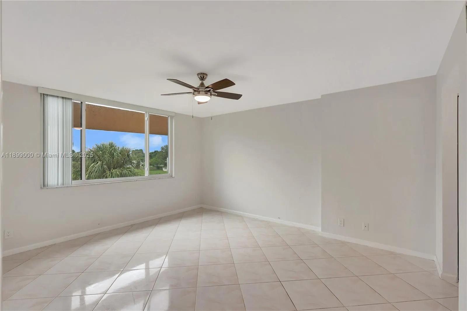 8592 W Sunrise Blvd, #317