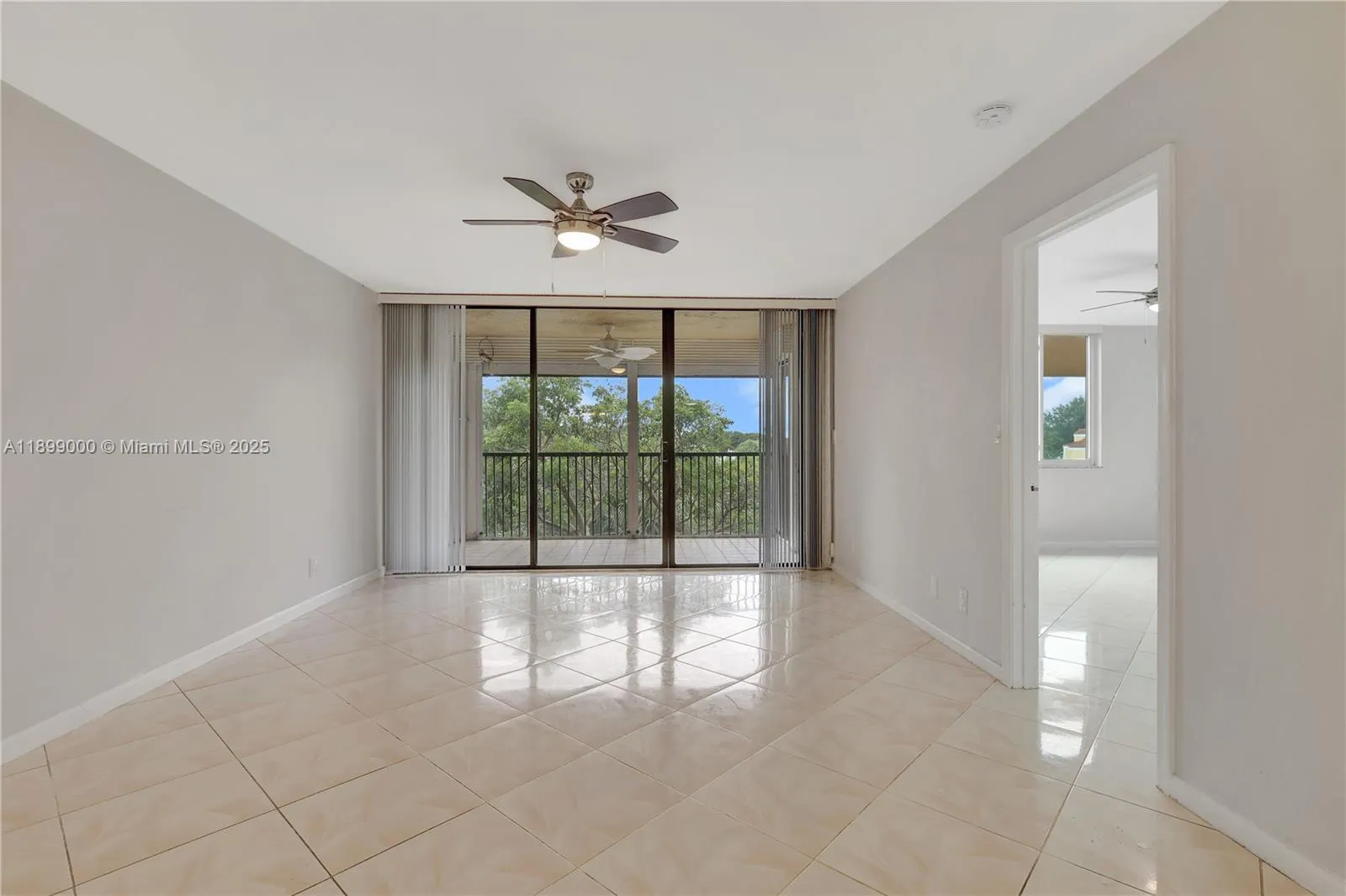 8592 W Sunrise Blvd, #317