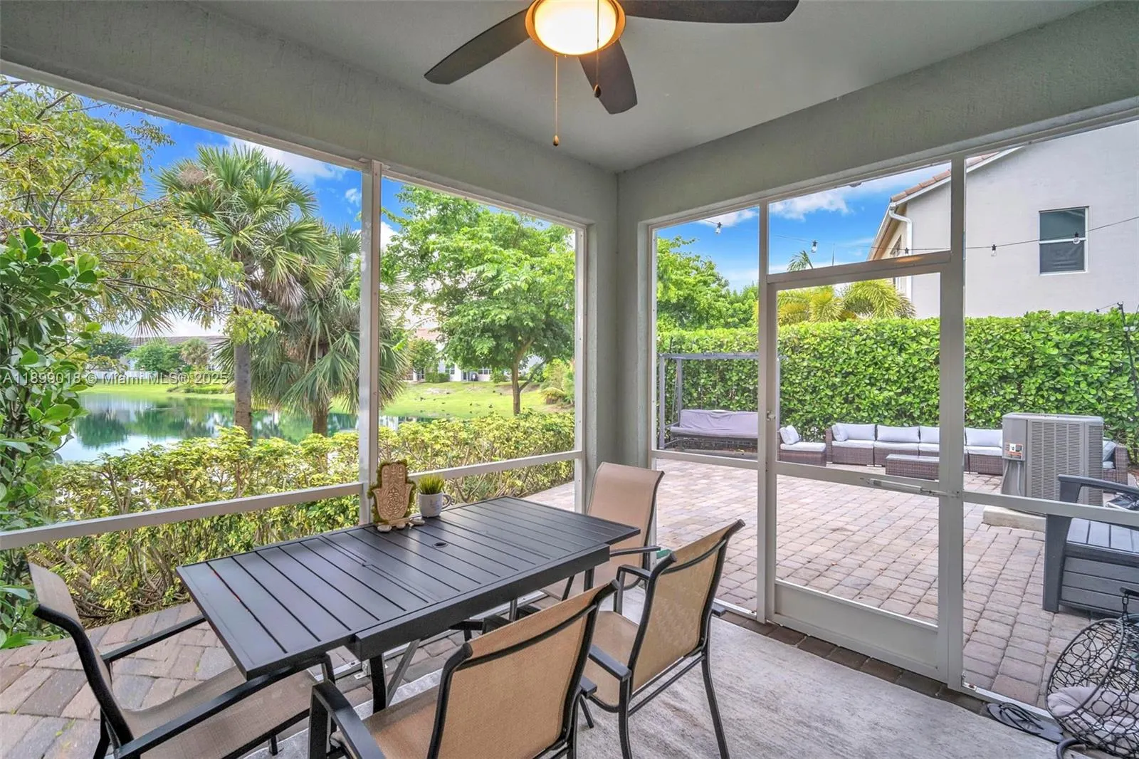 1436 Silk Oak Dr