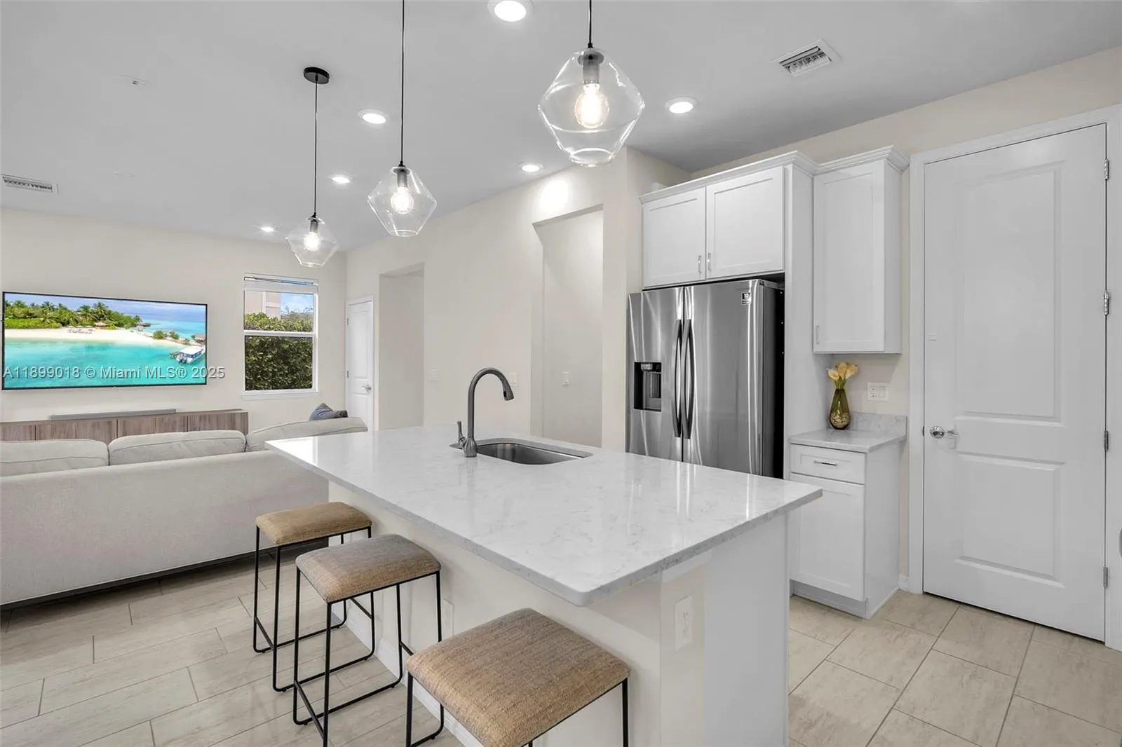 1436 Silk Oak Dr