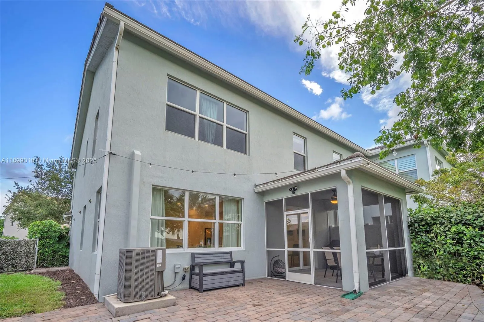 1436 Silk Oak Dr