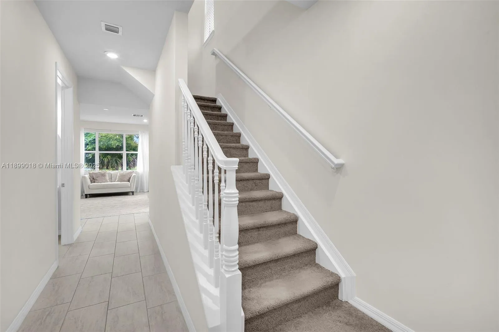 1436 Silk Oak Dr