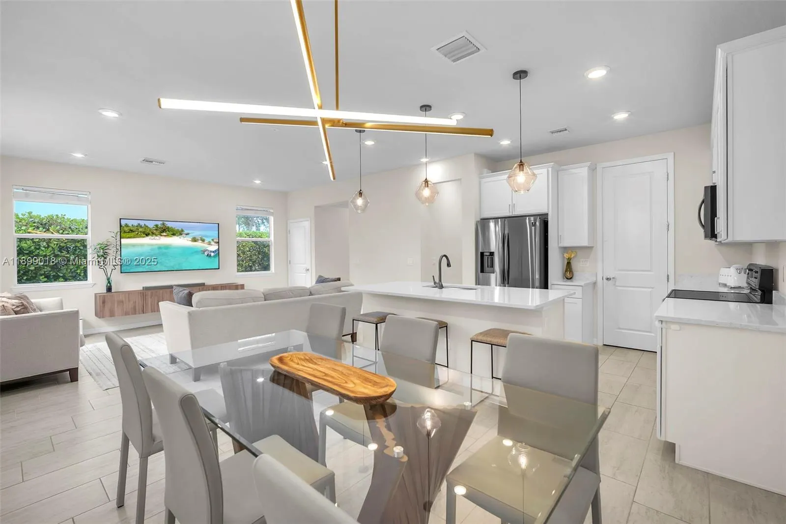 1436 Silk Oak Dr