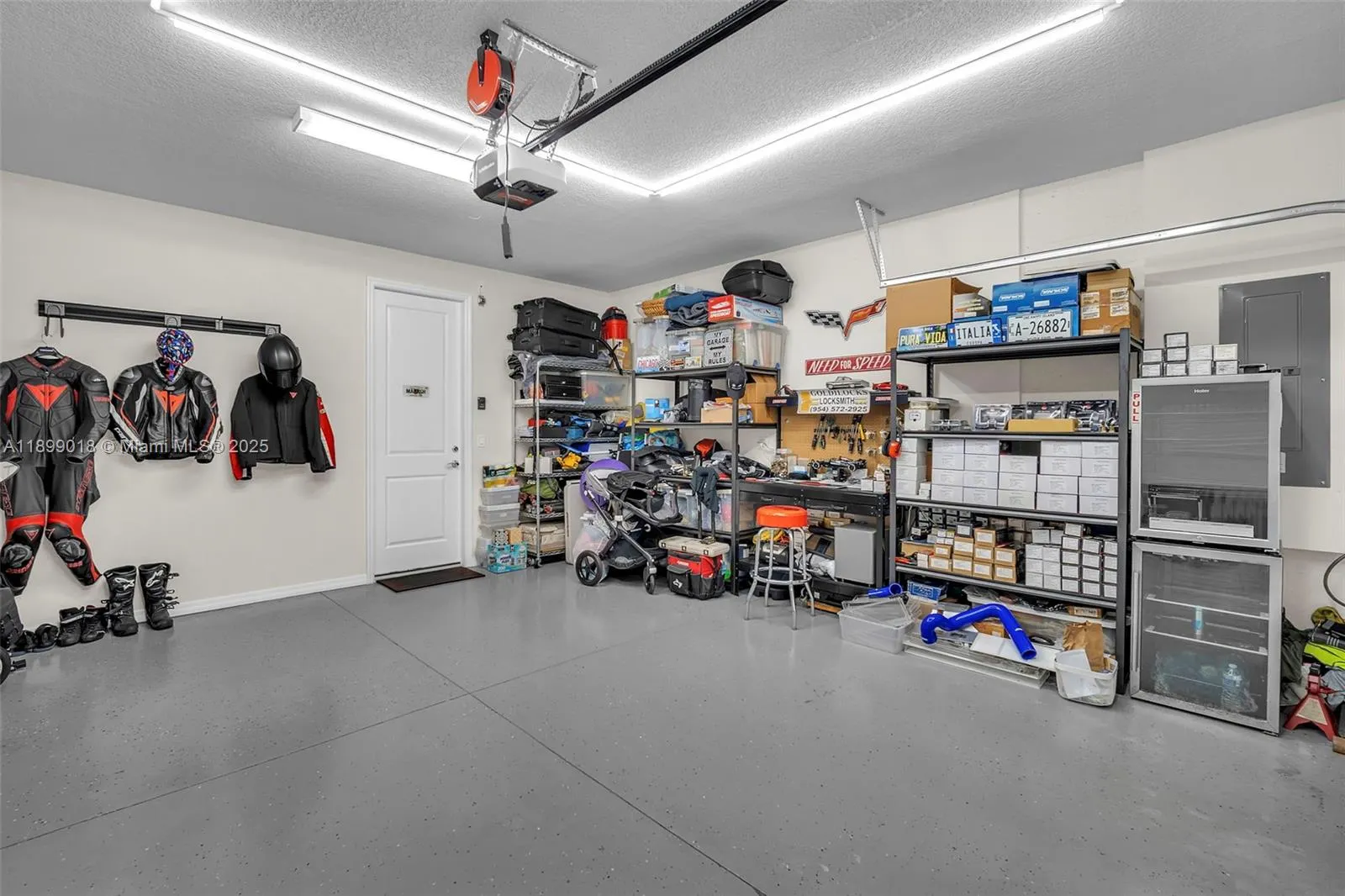 1436 Silk Oak Dr