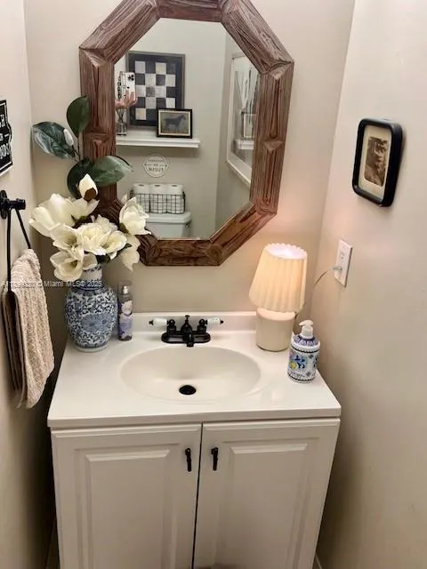 2560 SW 83rd Ave, #107