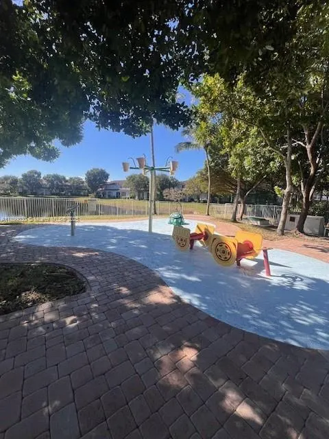 2560 SW 83rd Ave, #107