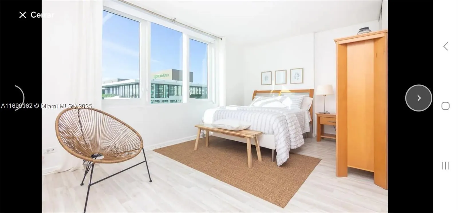 2301 Collins Ave, #736