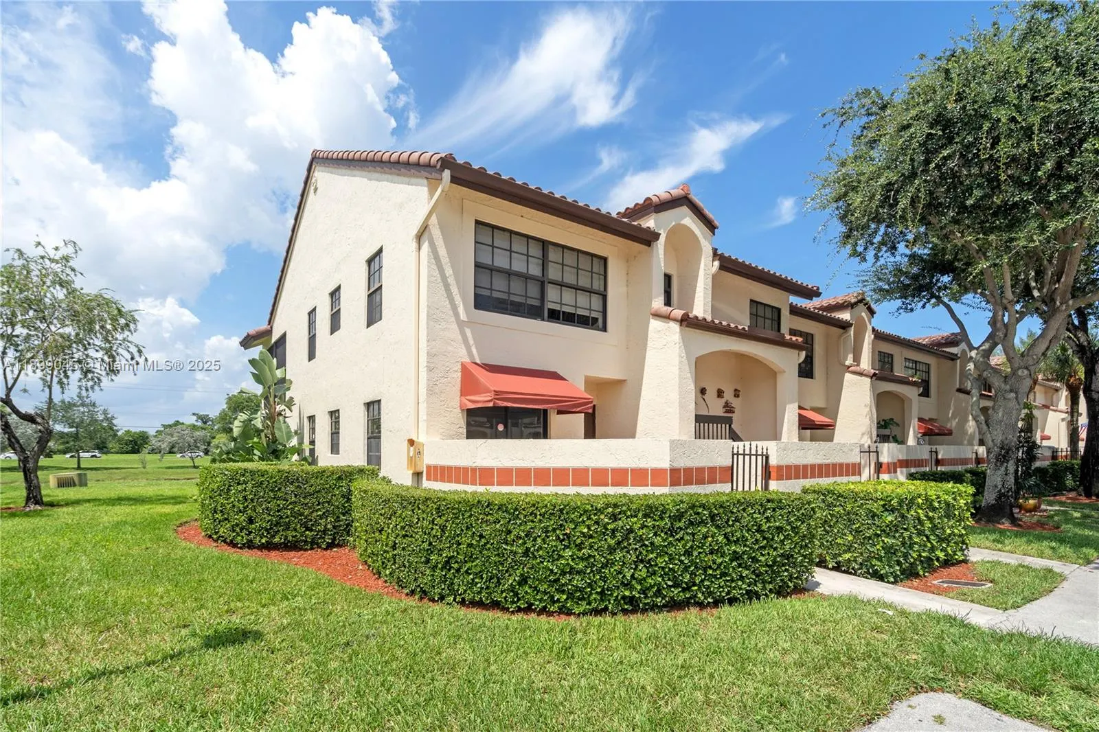 201 Freedom Ct, #201
