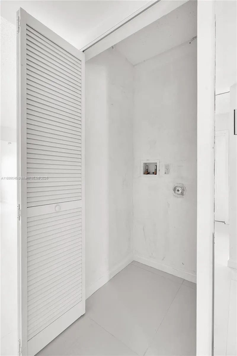 201 Freedom Ct, #201