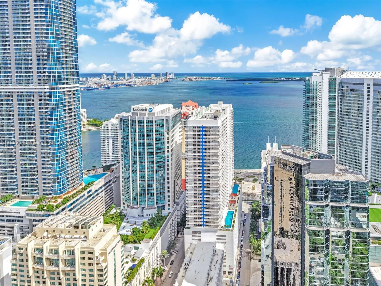 1200 Brickell Bay Dr, #3501