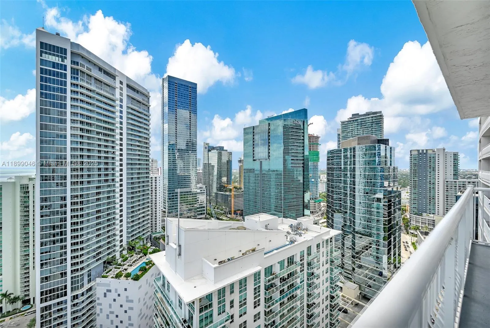 1200 Brickell Bay Dr, #3501