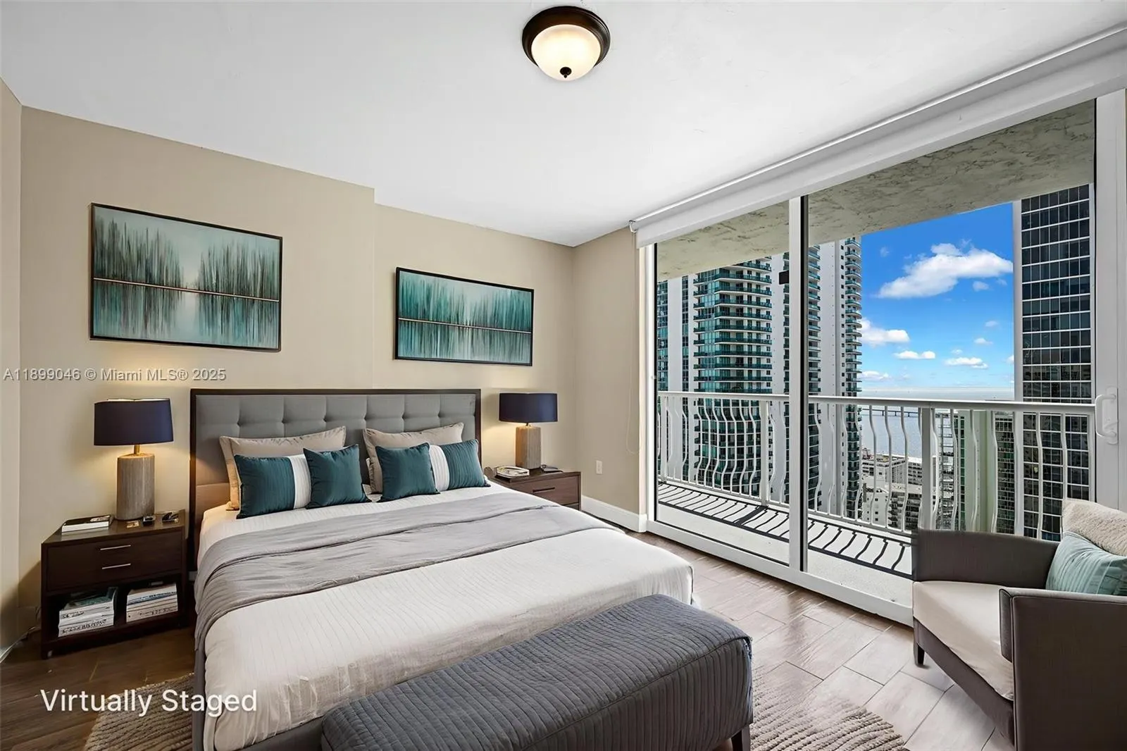 1200 Brickell Bay Dr, #3501