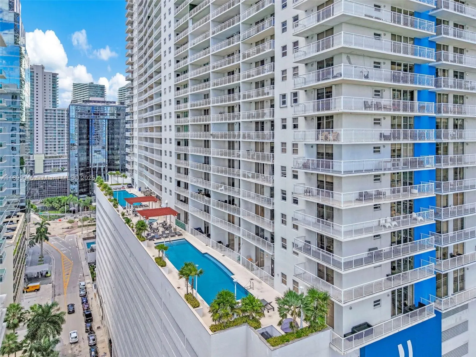 1200 Brickell Bay Dr, #3501