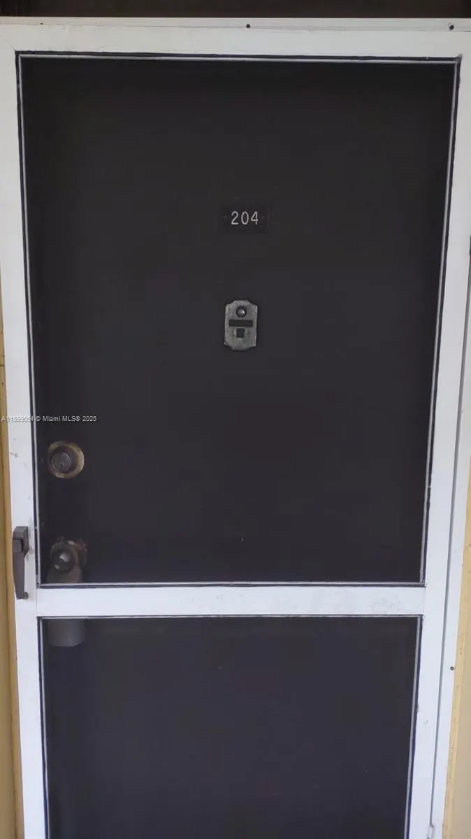 15600 NW 7th Ave, #204