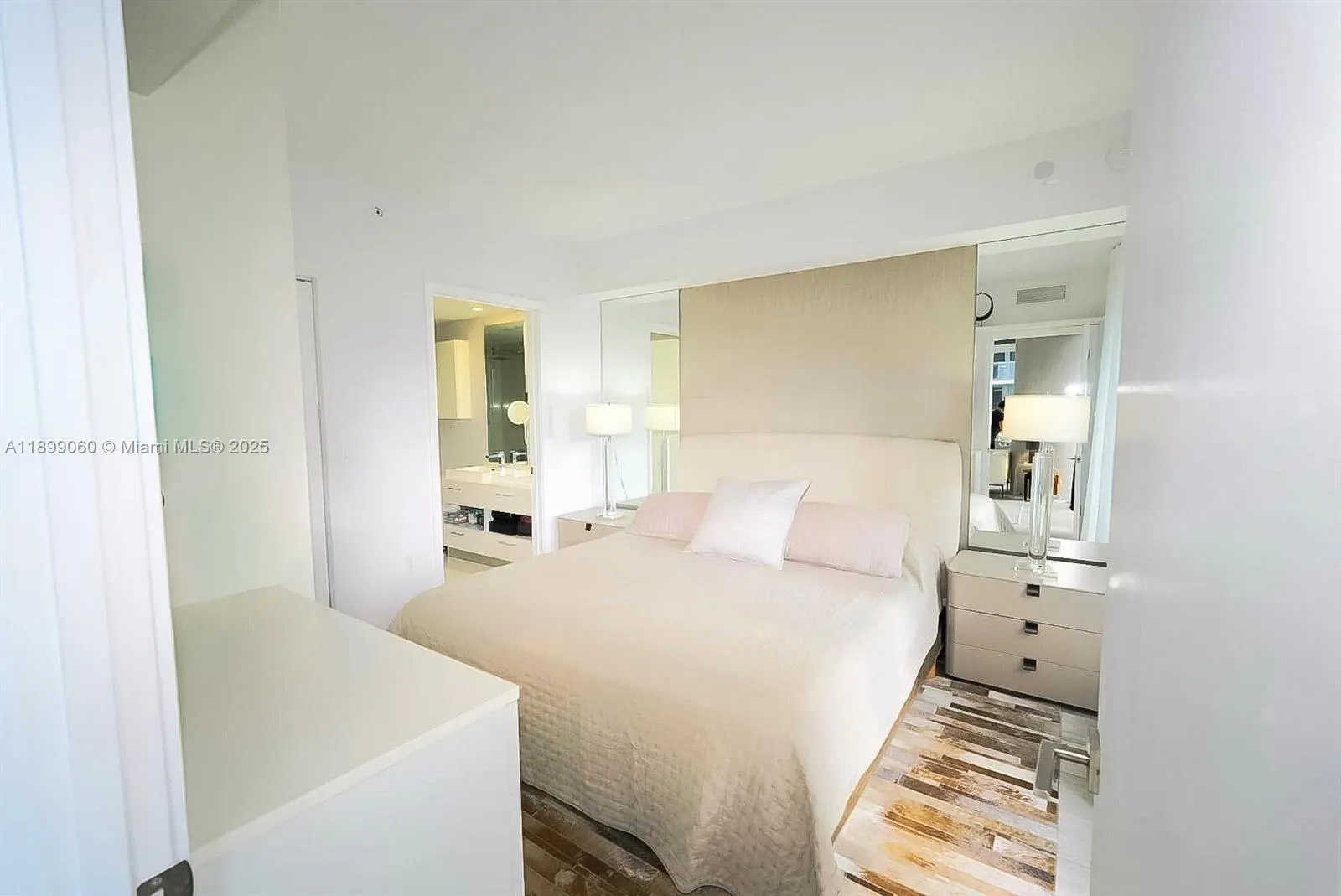 55 SW 9th St, #1001