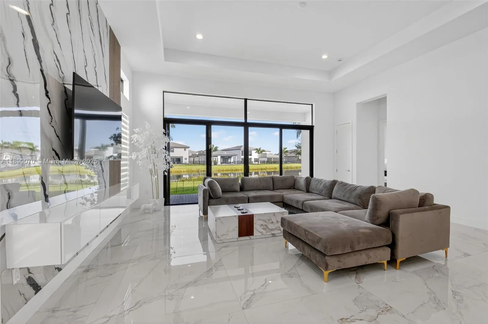 8317 Essex Country Club Dr