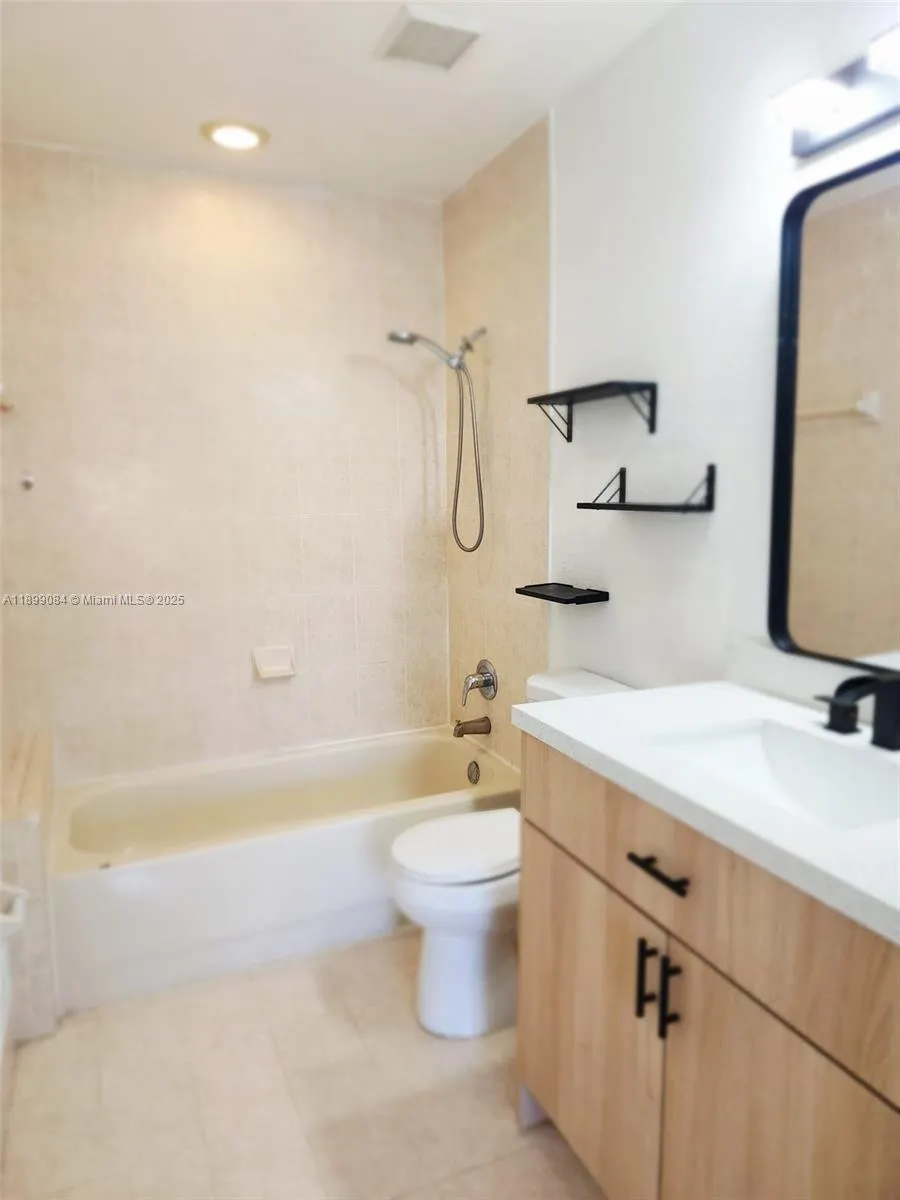 18861 NW 86th Ct, #3903