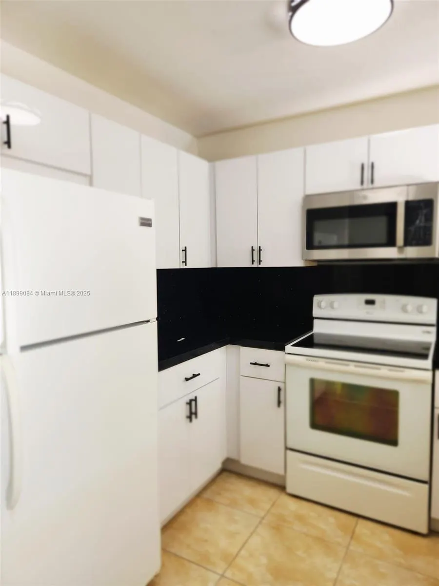 18861 NW 86th Ct, #3903