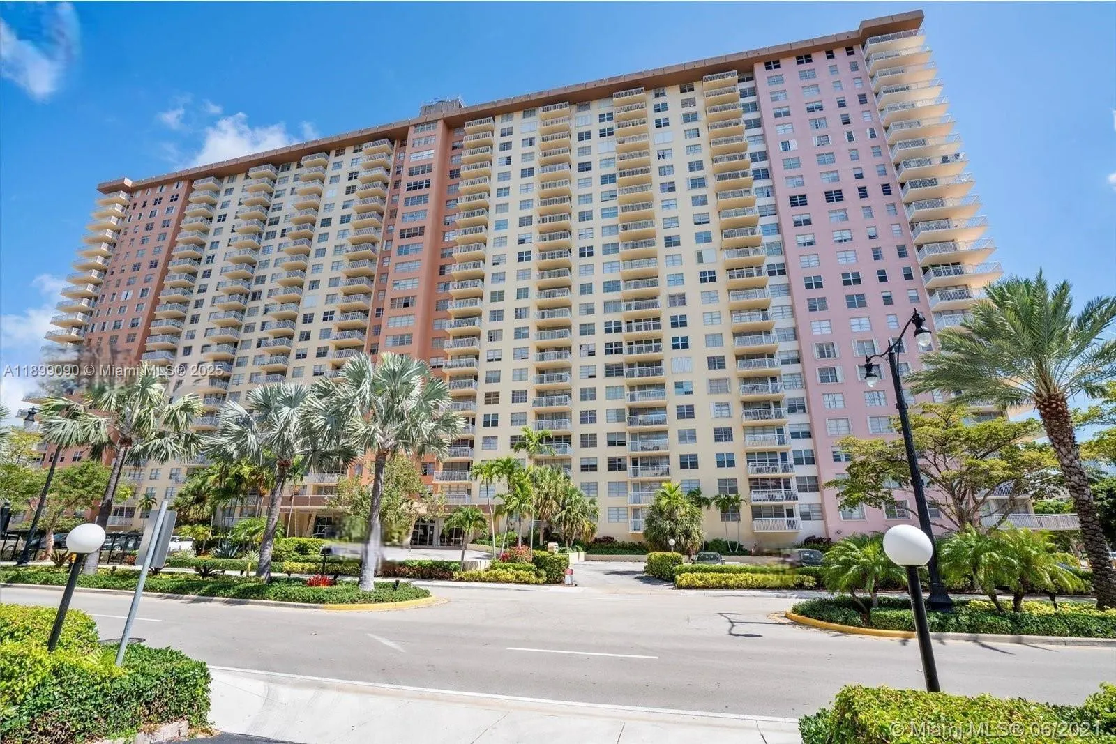 251 174th St, #2115