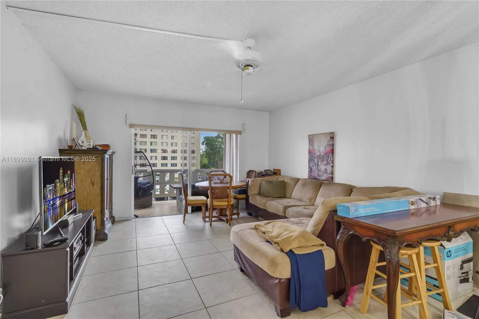 4350 Hillcrest Dr, #314