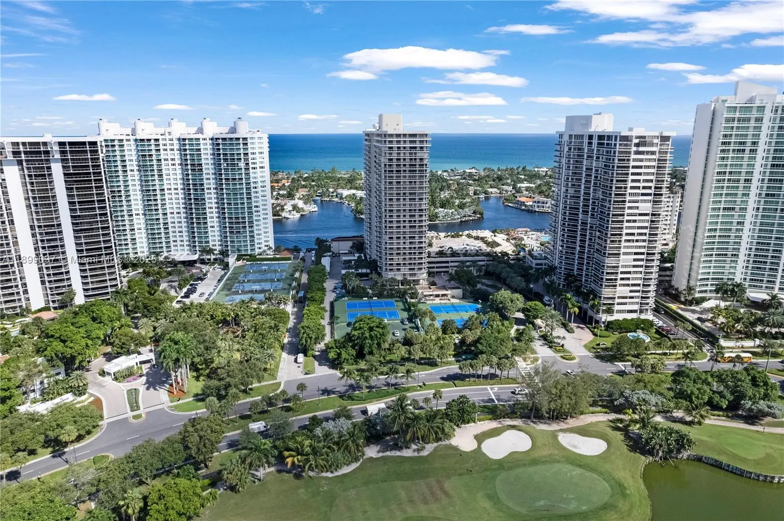 20191 E Country Club Dr, #1603