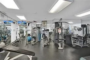 3530 N Mystic Pointe Dr, #2307