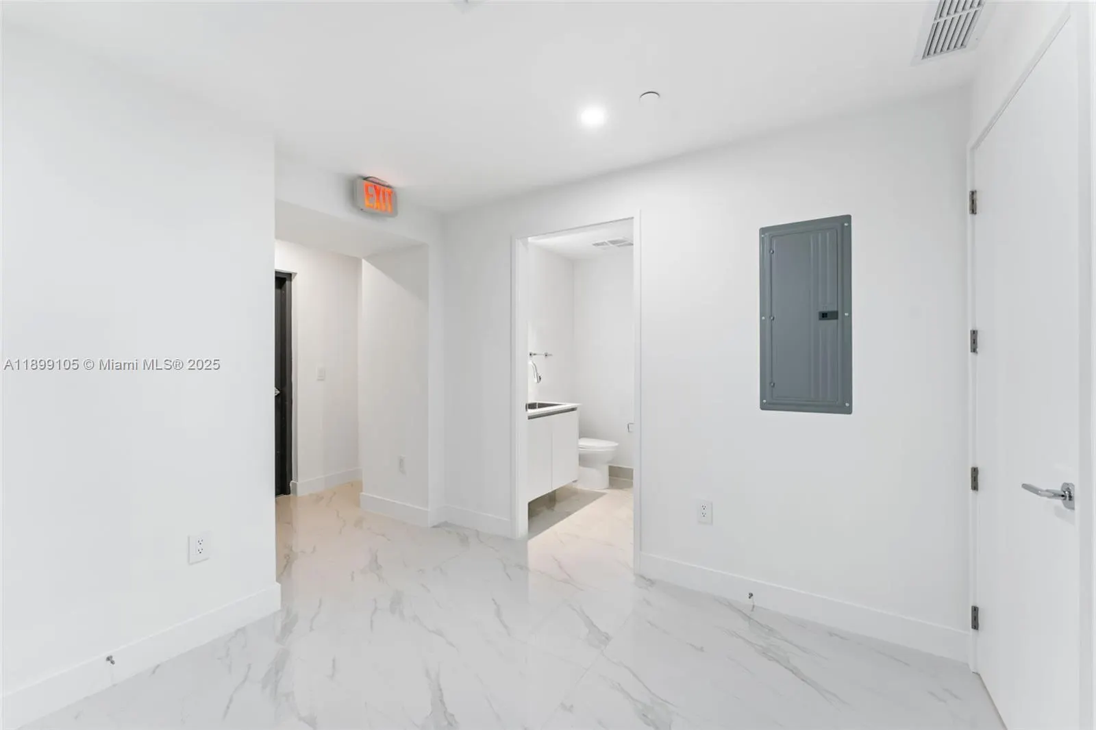 700 NE 24 ST, #5401